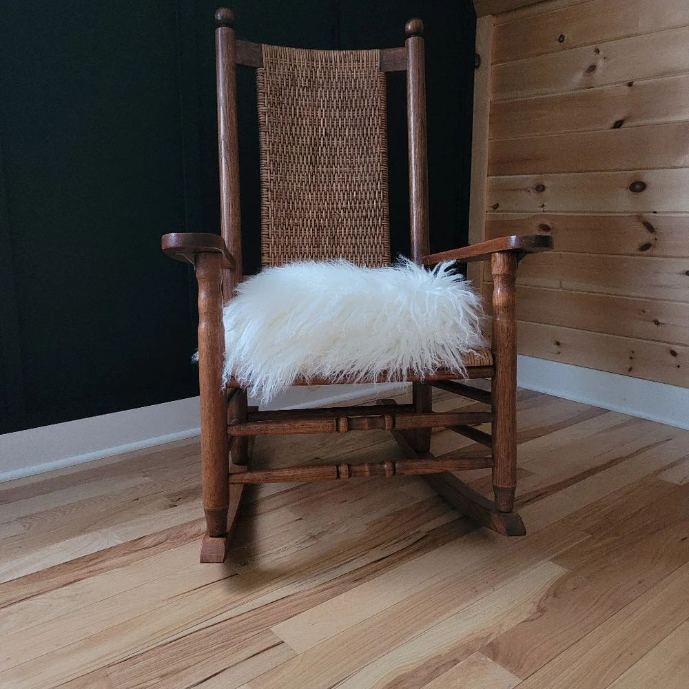 White Mongolian 3-Pelt Fur Throw Blanket - Picture 2 of 6